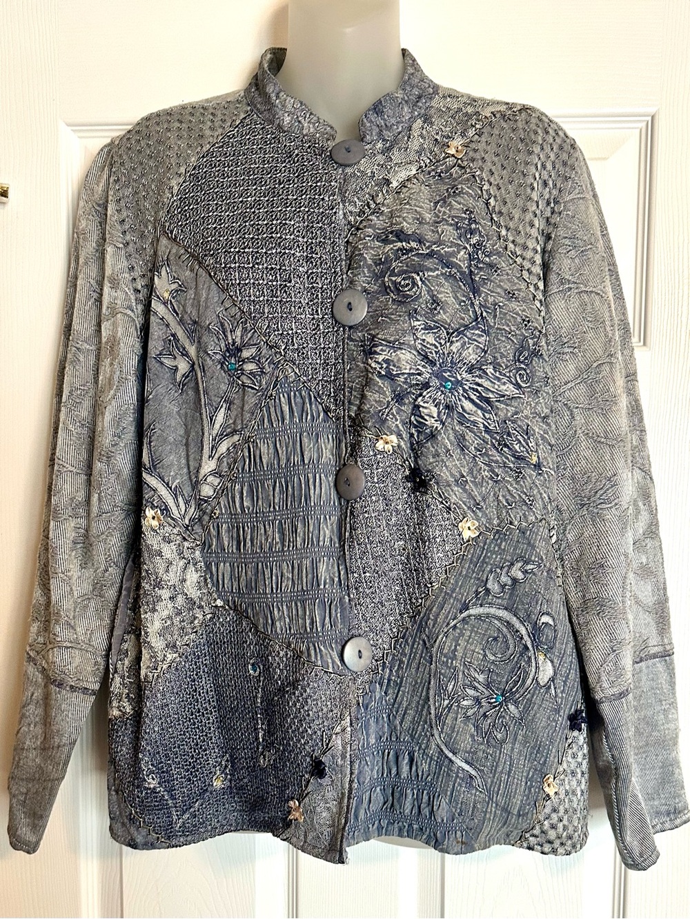 Draper’s & Damon’s Embroidered Patchwork Art to Wear Gray Women's Blazer Jacket